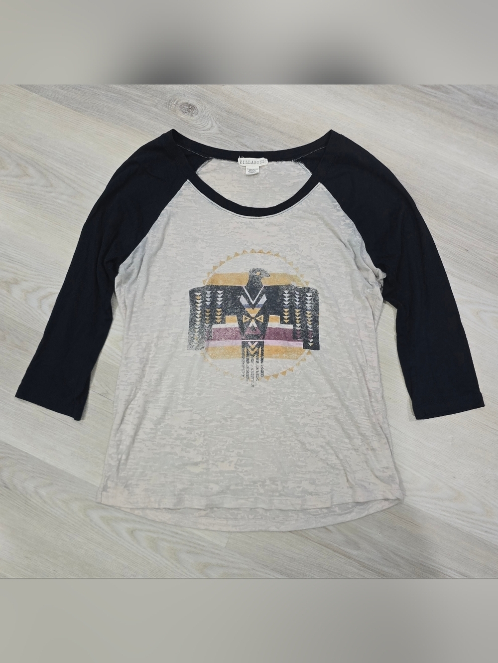 Billabong Raglan 3/4 Sleeve Tshirt Graphic Tribal Eagle Tan/Black Size M